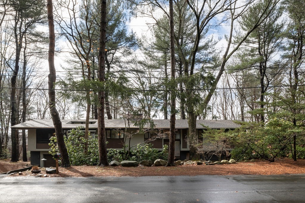 9 Partridge Road Lexington, MA 02420 - Photo 2 of 30