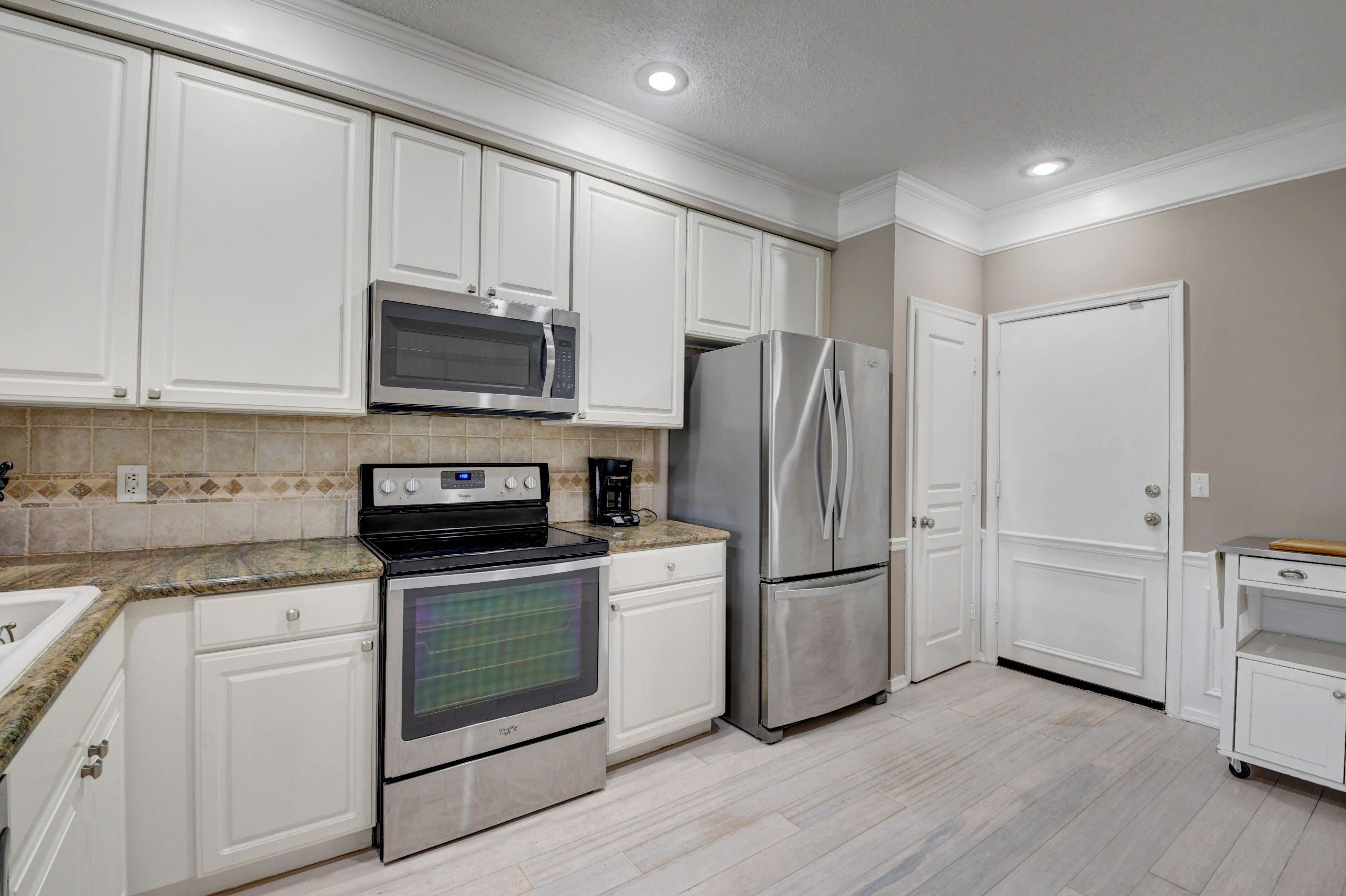 5411 Grand Park Place Boca Raton, FL 33486 - Photo 13 of 26 KITCHEN