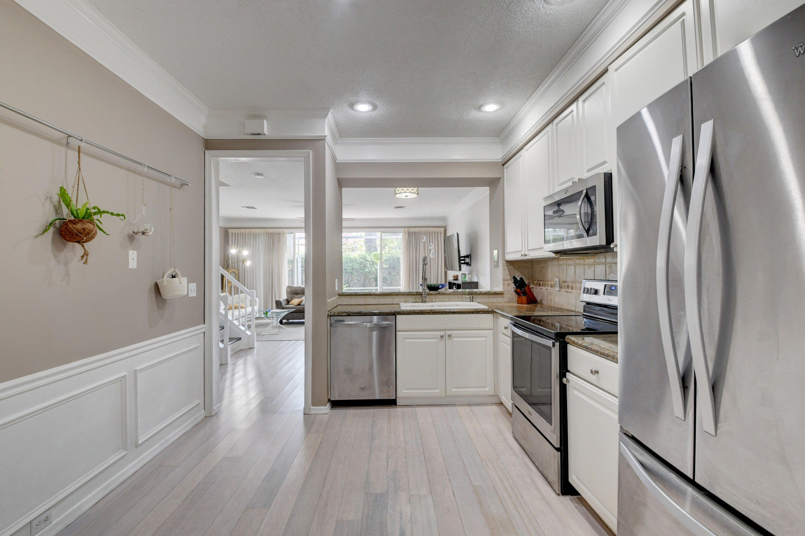 5411 Grand Park Place Boca Raton, FL 33486 - Photo 14 of 26 KITCHEN