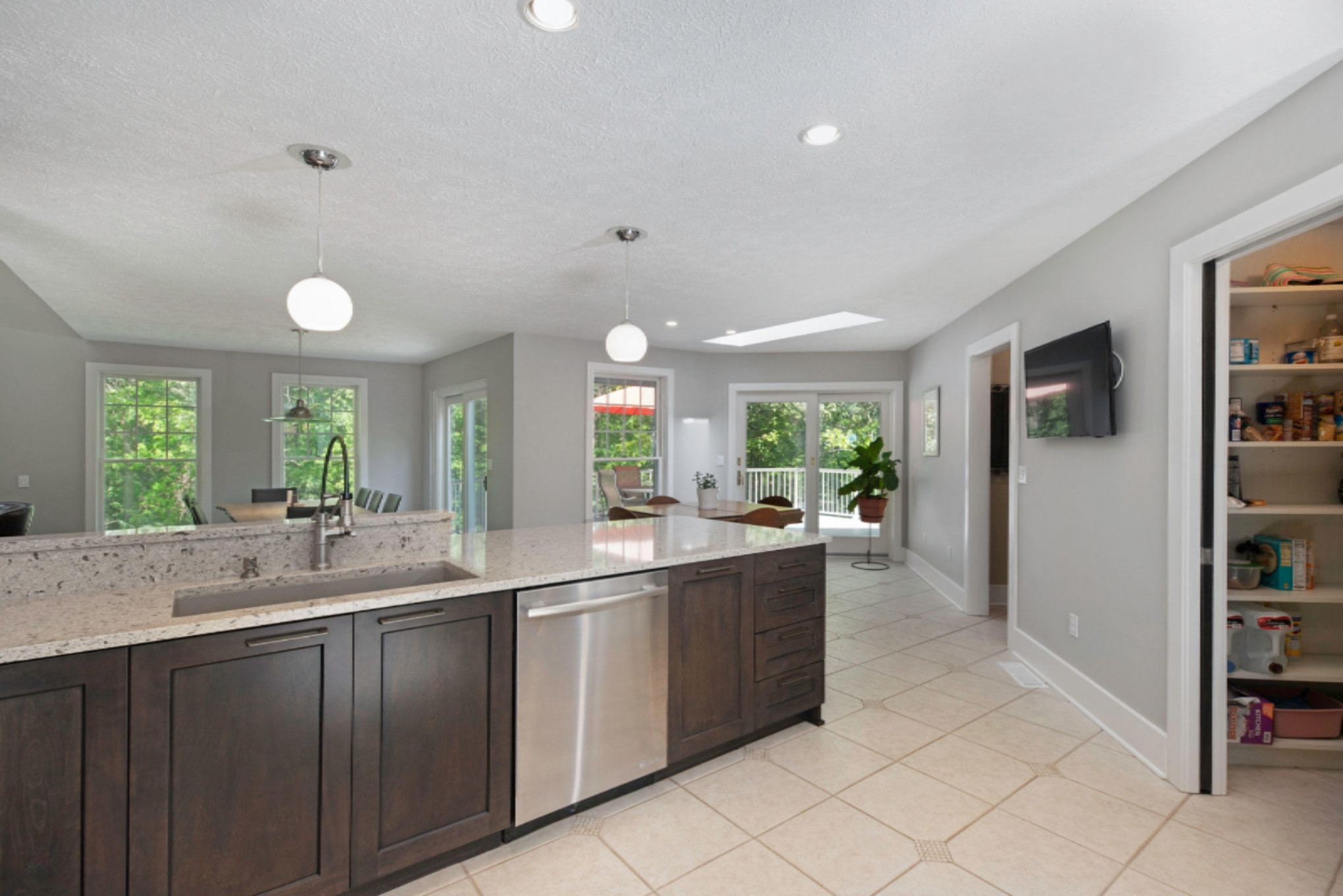 413 Greentree Lane Northeast Ada, MI 49301 - Photo 13 of 61 413GreentreeLaneDrSE-26