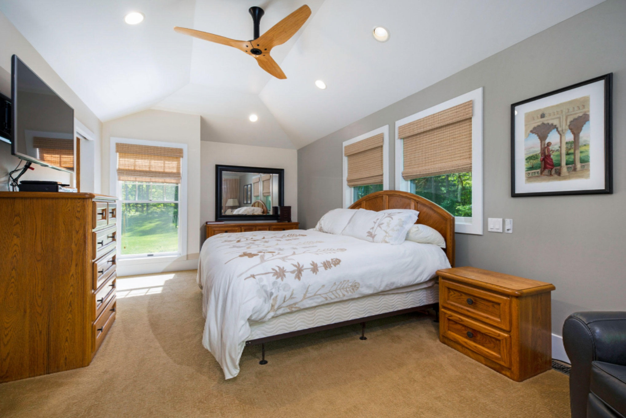 413 Greentree Lane Northeast Ada, MI 49301 - Photo 16 of 61 413GreentreeLaneDrSE-4