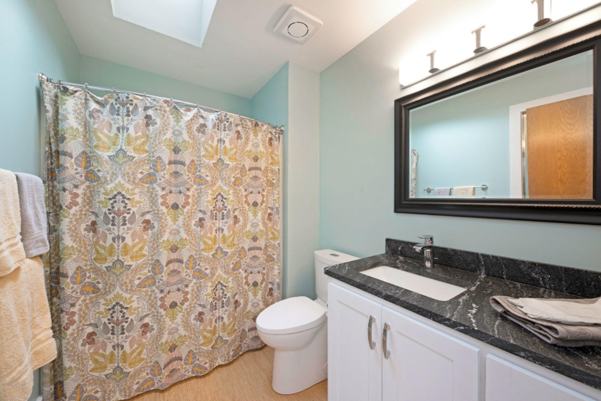 413 Greentree Lane Northeast Ada, MI 49301 - Photo 24 of 61 413GreentreeLaneDrSE-34