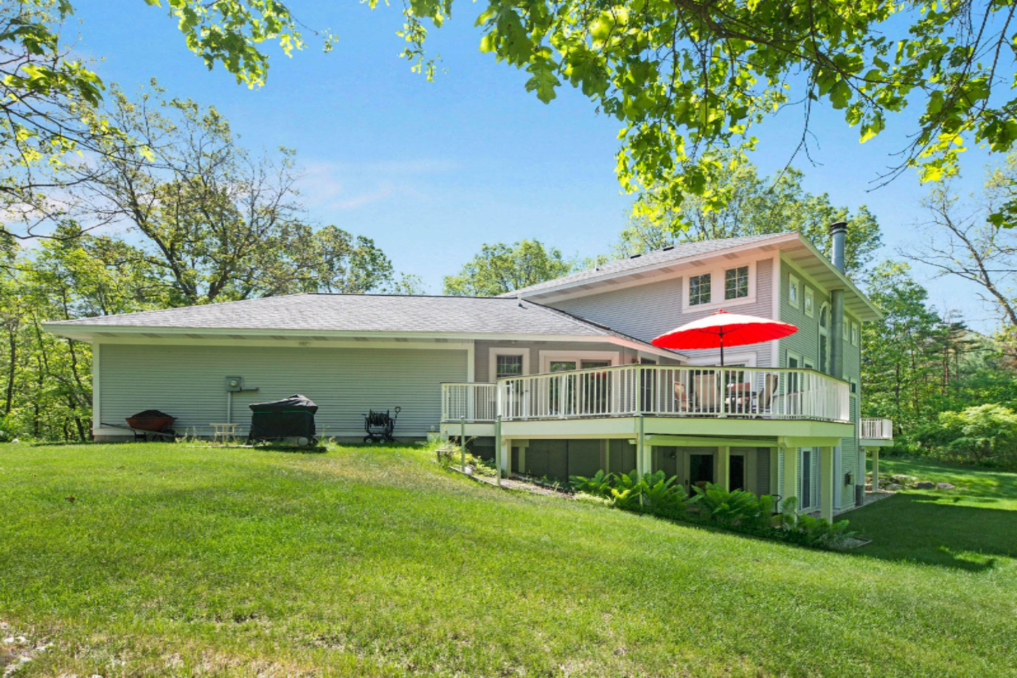 413 Greentree Lane Northeast Ada, MI 49301 - Photo 46 of 61 413GreentreeLaneDrSE-74