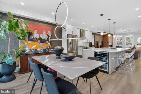 $1,249,000 | 2214 North Capitol Street Northwest, Washington, DC 20002