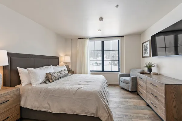 $2,099,000 | 700 Village Drive, Unit 205, Donnelly, ID 83615