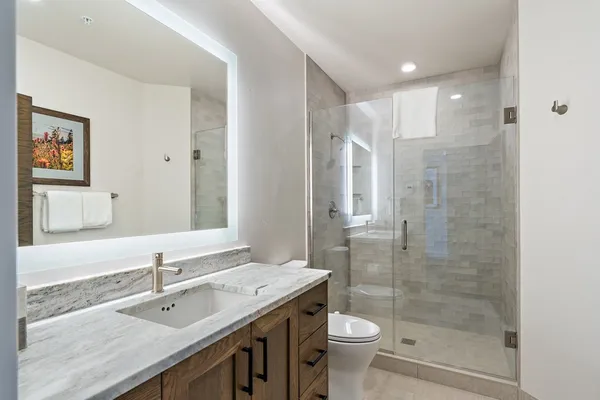 $2,099,000 | 700 Village Drive, Unit 205, Donnelly, ID 83615