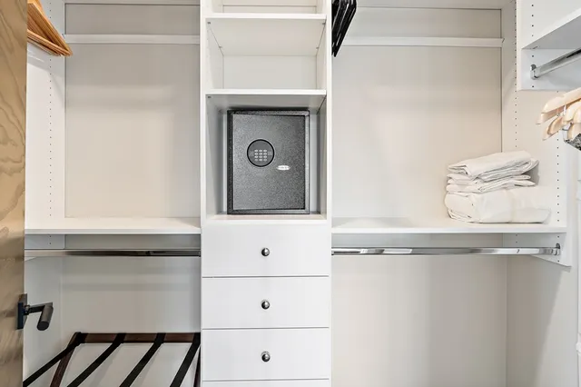 $2,099,000 | 700 Village Drive, Unit 205, Donnelly, ID 83615