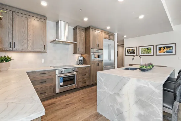 $2,099,000 | 700 Village Drive, Unit 205, Donnelly, ID 83615