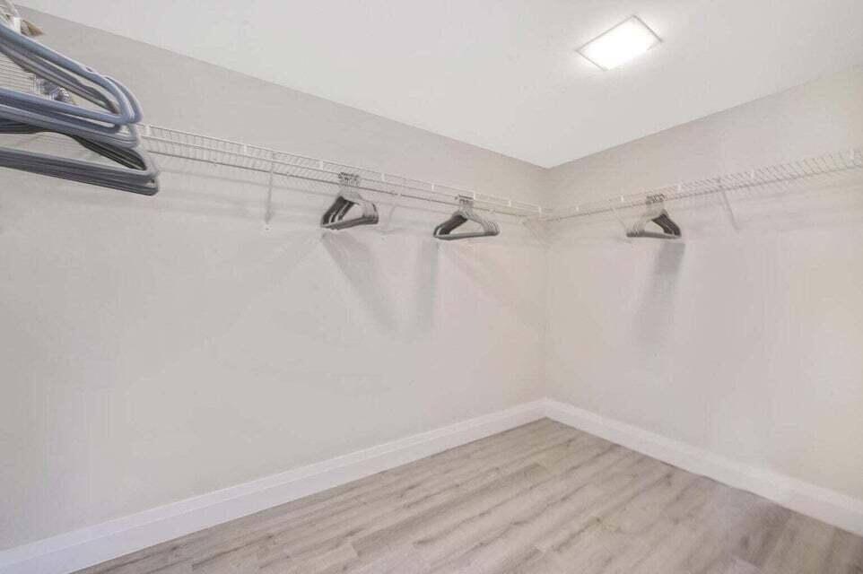 4201 North Ocean Boulevard, Unit 1605 Boca Raton, FL 33431 - Photo 18 of 35 Master walkin closet