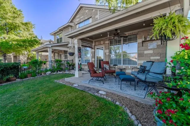 a view of walk in closet