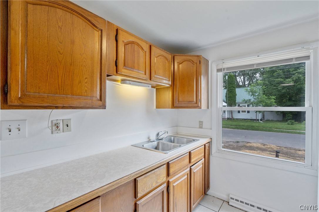 176 Ruth Avenue Syracuse, NY 13210 - Photo 6 of 26