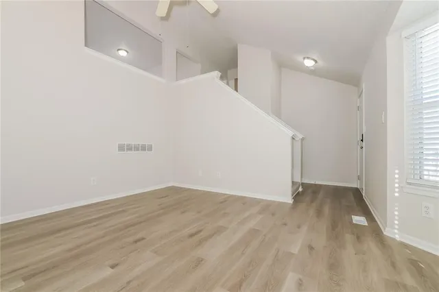 $2,185 | 11416 North Wyandotte Street, Kansas City, MO 64155