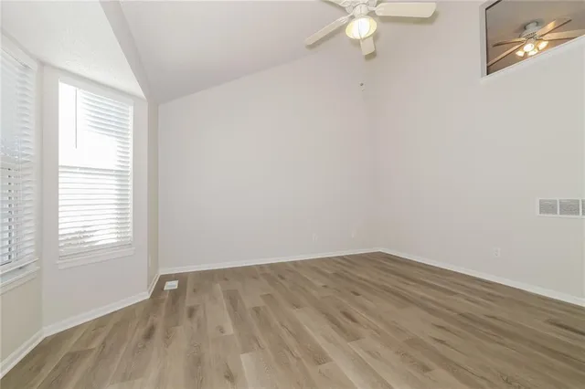 $2,185 | 11416 North Wyandotte Street, Kansas City, MO 64155