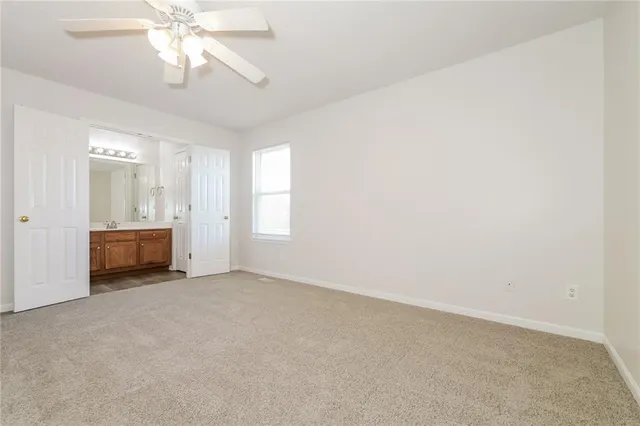 $2,185 | 11416 North Wyandotte Street, Kansas City, MO 64155