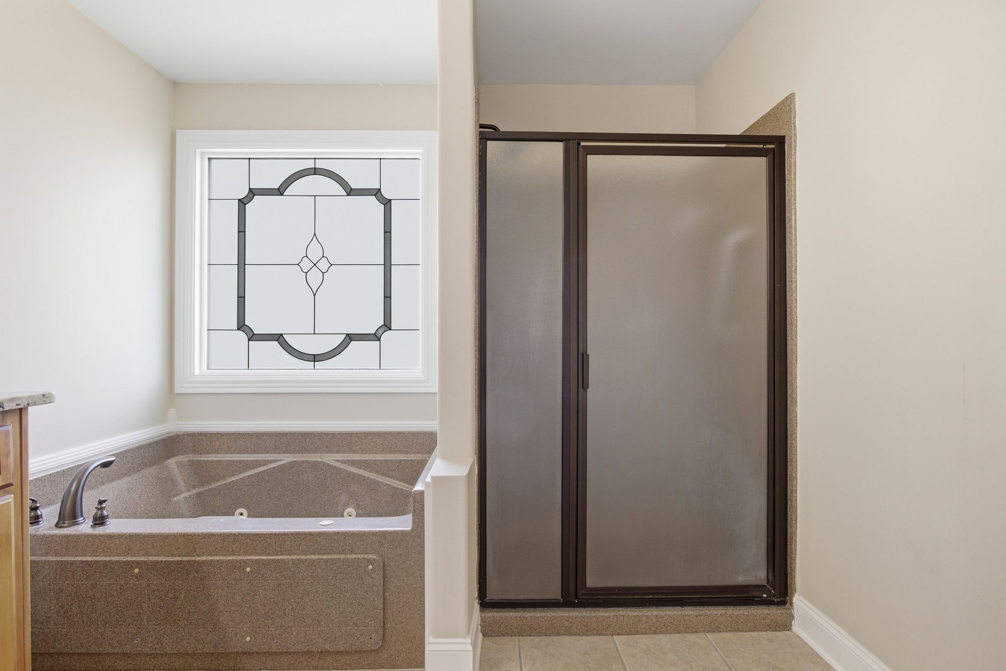 408 Weakley Creek Road Lawrenceburg, TN 38464 - Photo 20 of 41 a view of front door with a mirror