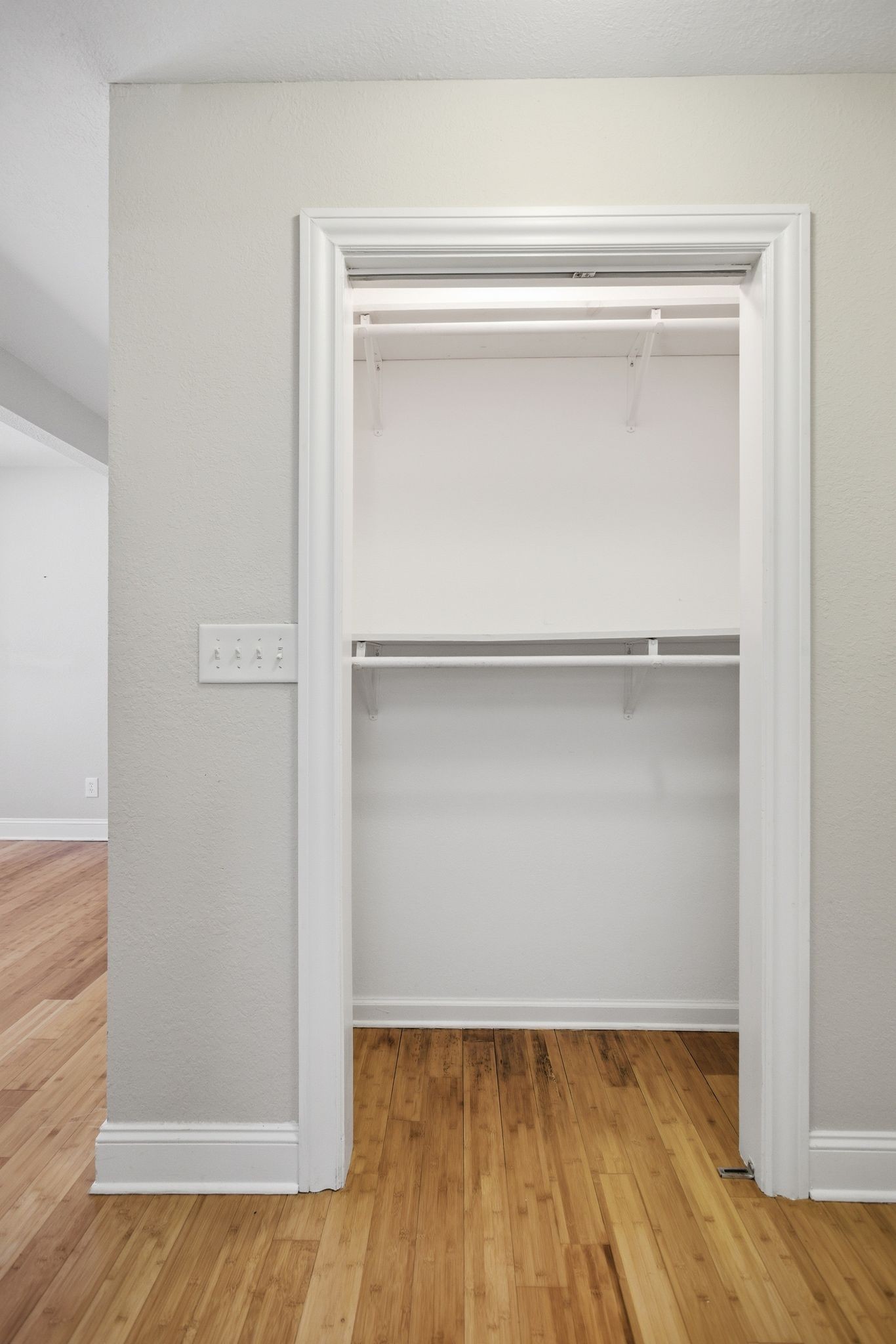408 Weakley Creek Road Lawrenceburg, TN 38464 - Photo 25 of 41 a view of an empty walk in closet