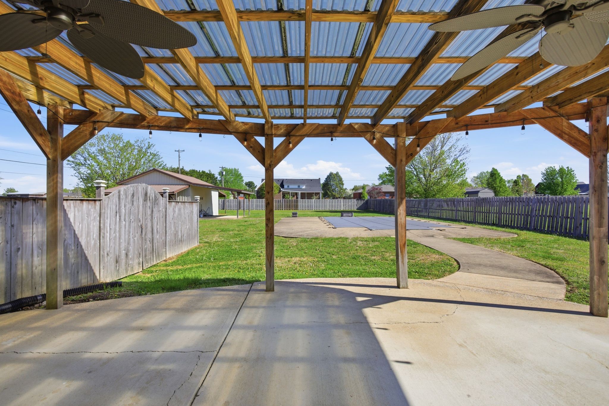 408 Weakley Creek Road Lawrenceburg, TN 38464 - Photo 36 of 41