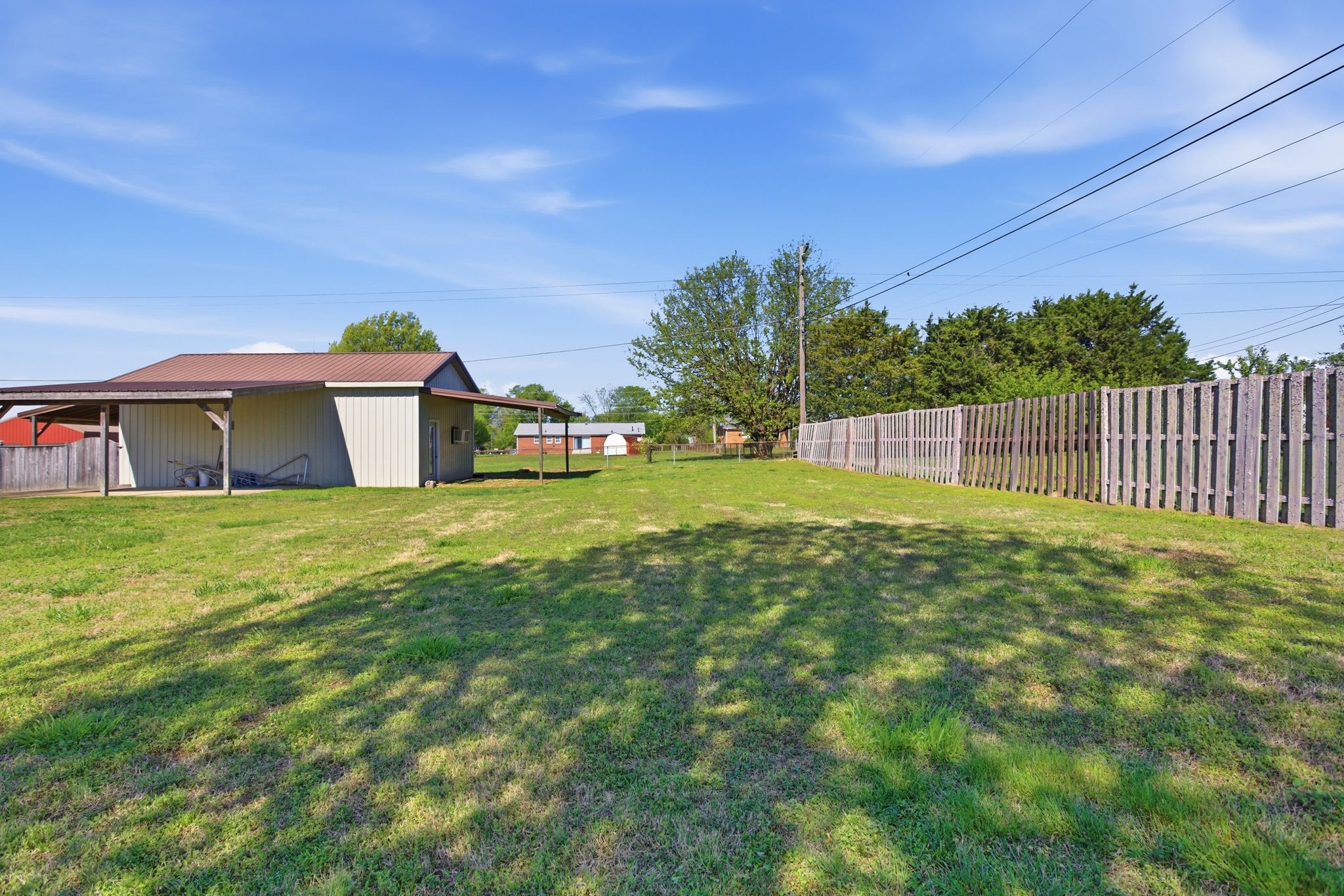 408 Weakley Creek Road Lawrenceburg, TN 38464 - Photo 38 of 41 a view of a house with a yard