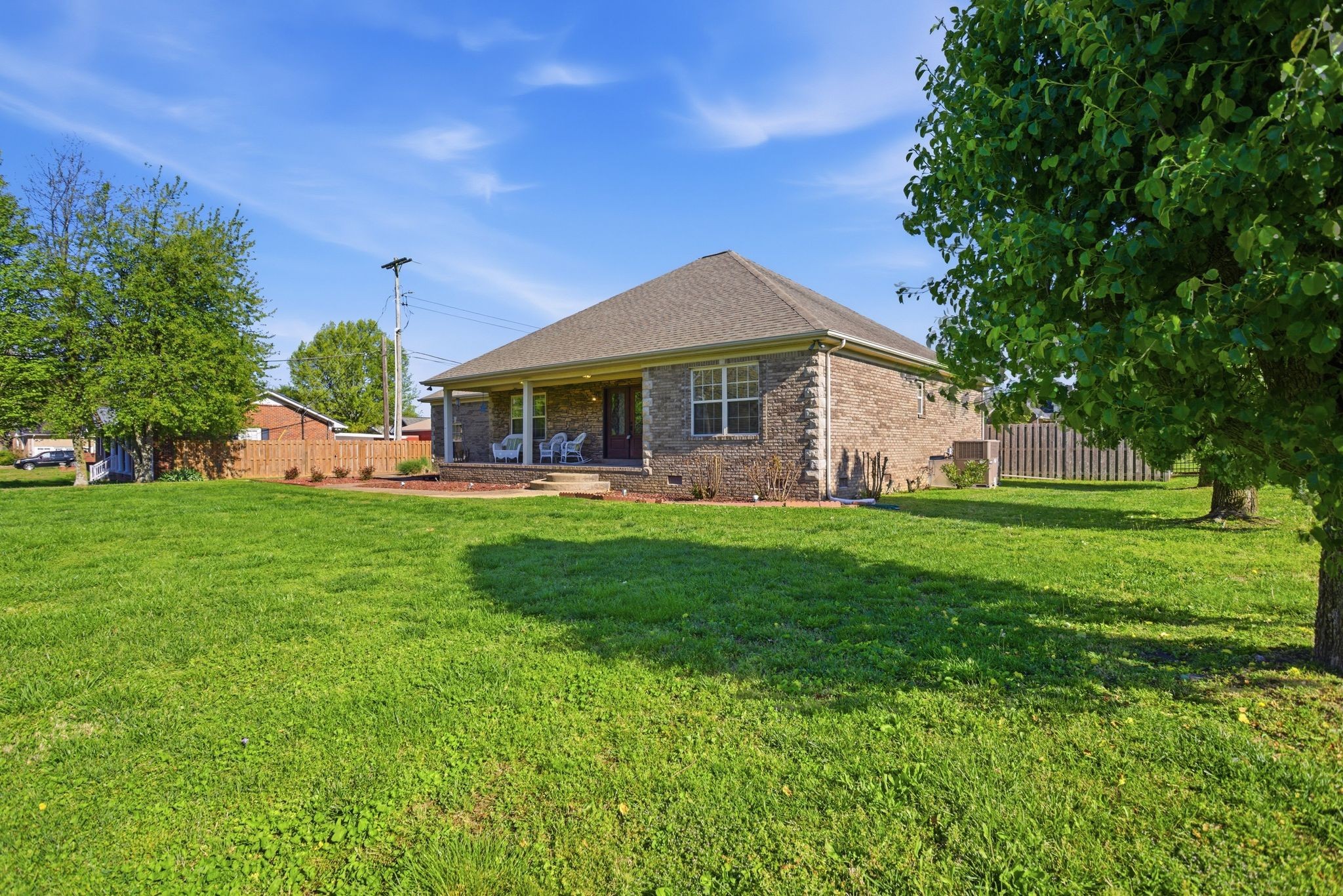 408 Weakley Creek Road Lawrenceburg, TN 38464 - Photo 4 of 41 a front view of house with yard and green space