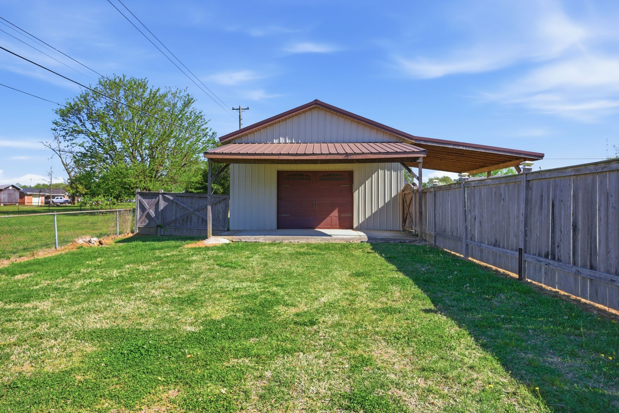 408 Weakley Creek Road Lawrenceburg, TN 38464 - Photo 41 of 41 a view of an house with backyard space and garden