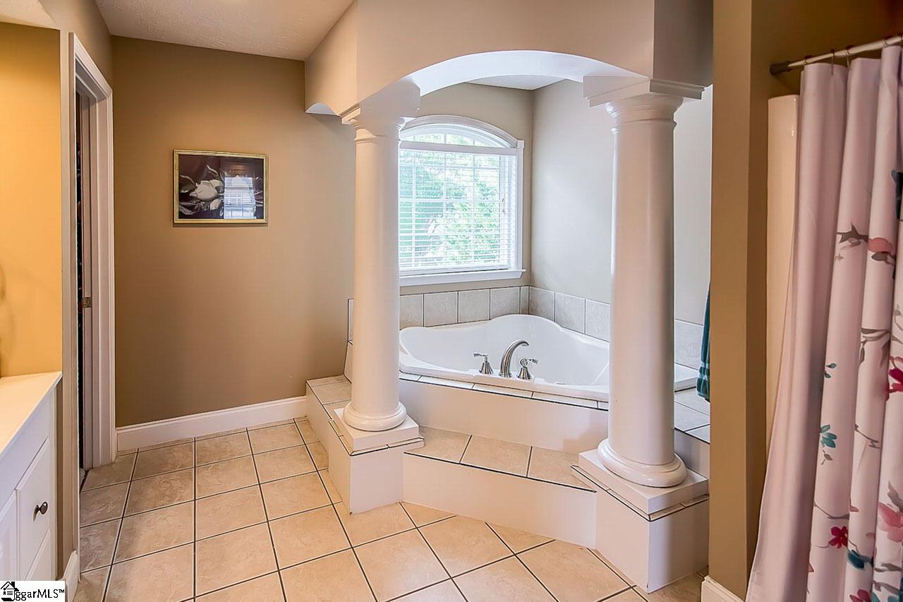 216 Jones Road Taylors, SC 29687 - Photo 20 of 35 Gallery Image 20