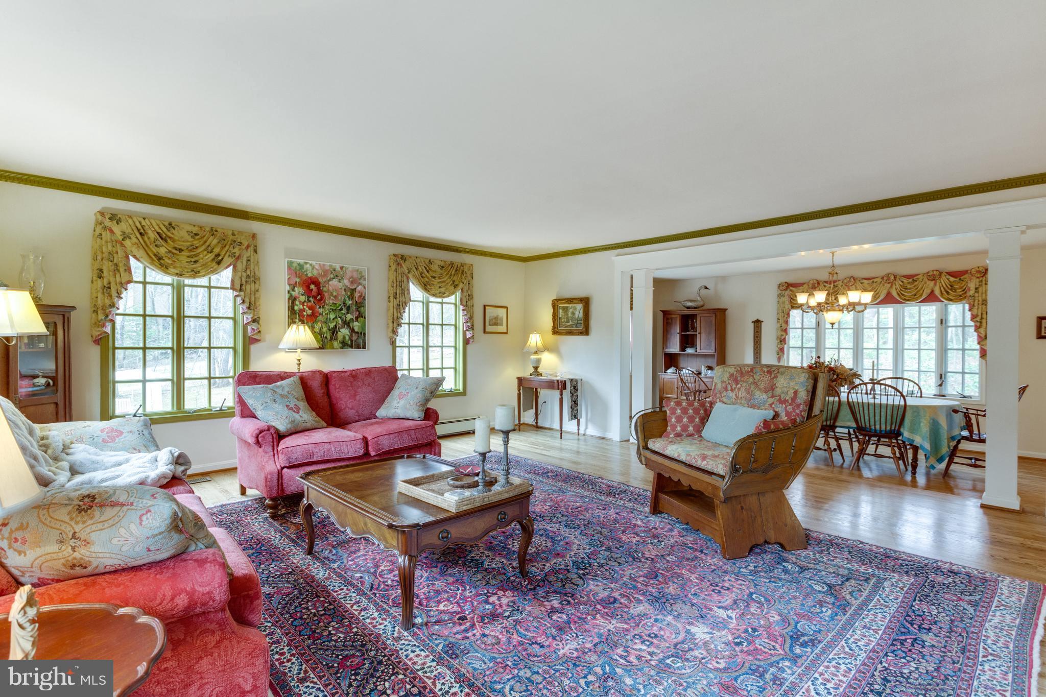11339 Vale Road Oakton, VA 22124 - Photo 2 of 30 Family Room