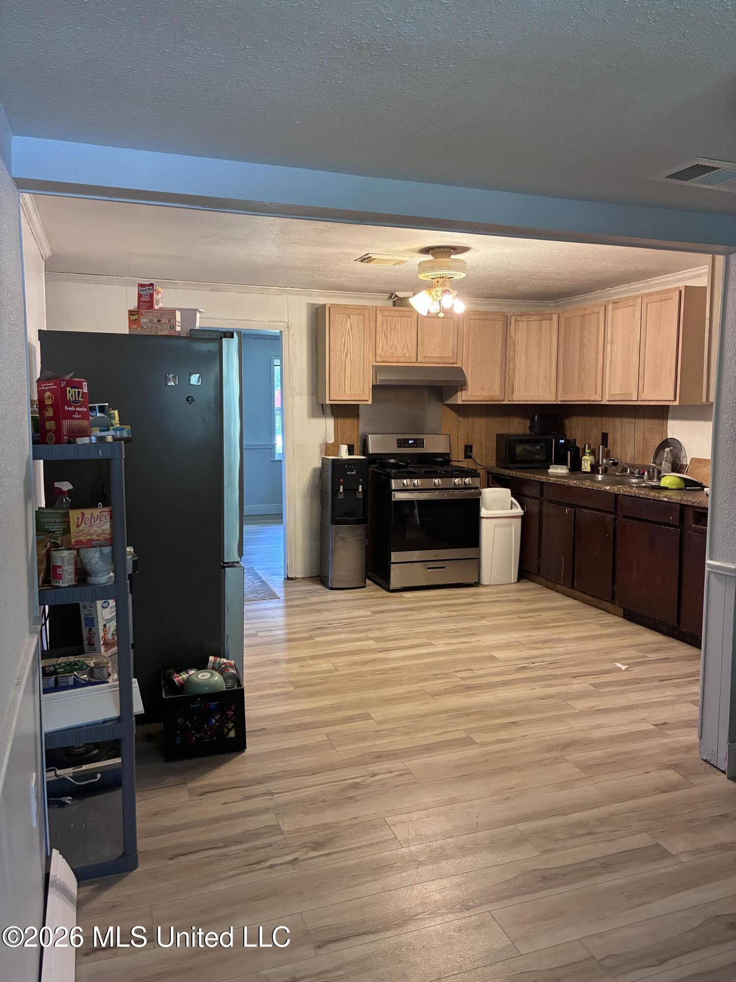 8268 Woolmarket Road Biloxi, MS 39532 - Photo 14 of 18 IMG_2318