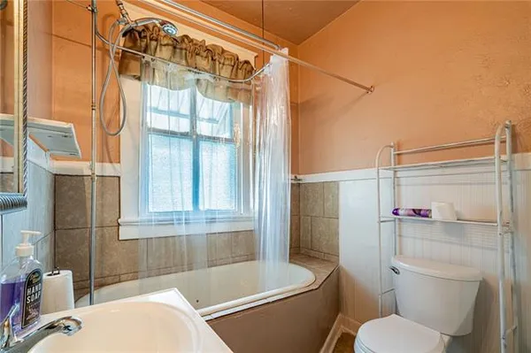 $1,000 | 2751 Verbena Street, New Orleans, LA 70122