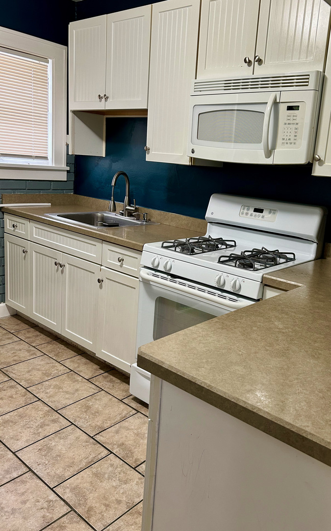 16703 Lincoln Street Hazel Crest, IL 60429 - Photo 6 of 20