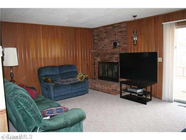 2461 Hawkins Road Germanton, NC 27019 - Photo 7 of 16 Den/Family/Great Room.