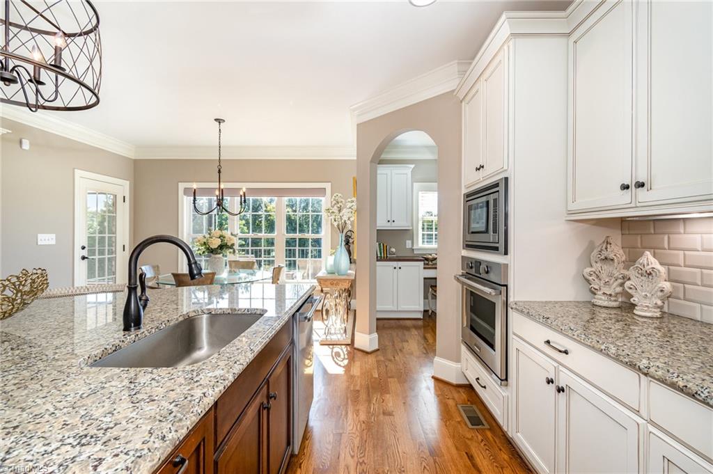 7300 Lanval Drive Oak Ridge, NC 27310 - Photo 4 of 50