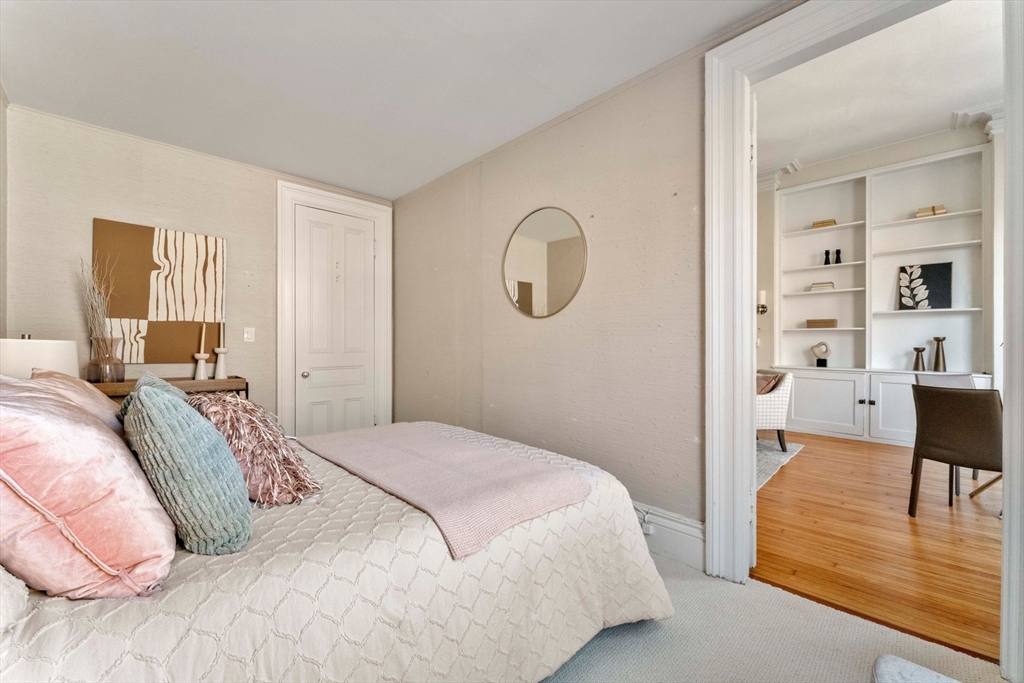 119 Marlborough Street, Unit 6 Boston, MA 02116 - Photo 13 of 19