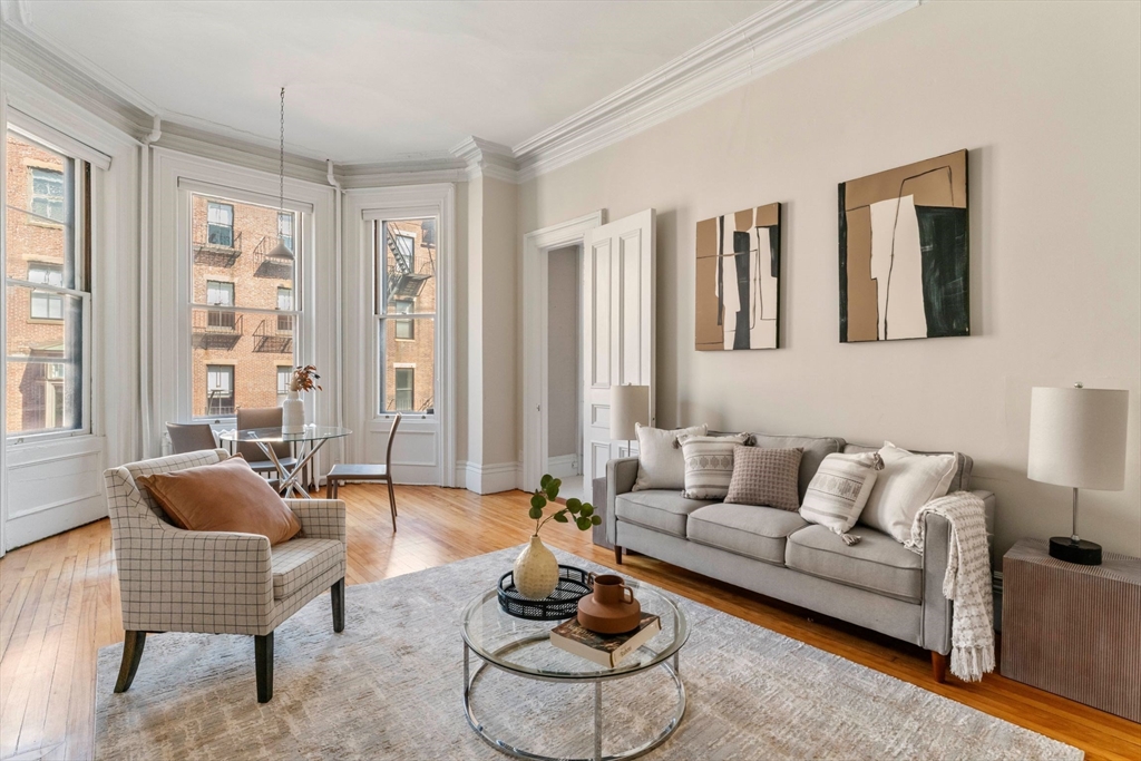 119 Marlborough Street, Unit 6 Boston, MA 02116 - Photo 2 of 19