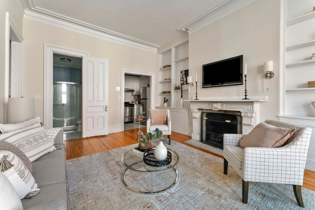 119 Marlborough Street, Unit 6 Boston, MA 02116 - Photo 7 of 19