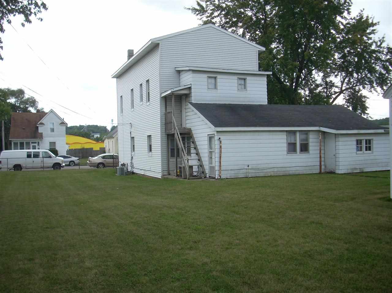 1202 West 7th Street Mishawaka, IN 46544 - Photo 5 of 10