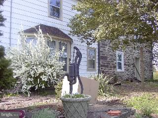 2804 Fretz Valley Road Perkasie, PA 18944 - Photo 4 of 6