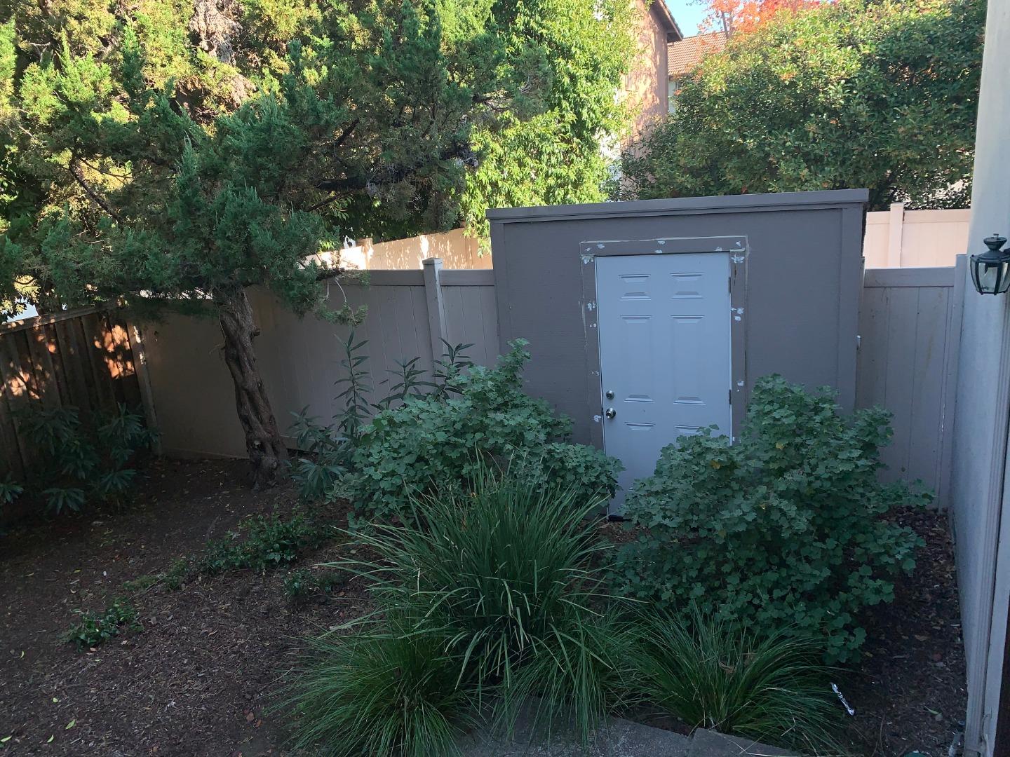 2043 Sierra Road, Unit 1 Concord, CA 94518 - Photo 24 of 34 a view of a house with a plants