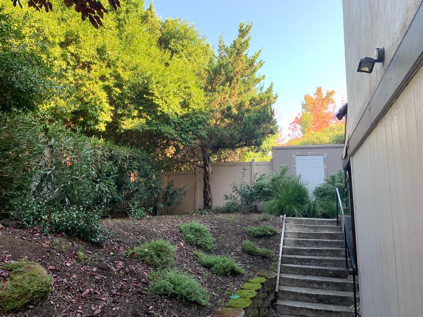 2043 Sierra Road, Unit 1 Concord, CA 94518 - Photo 5 of 34 a view of a house with a yard