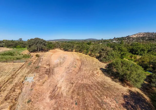 a view of mountain view with mountain