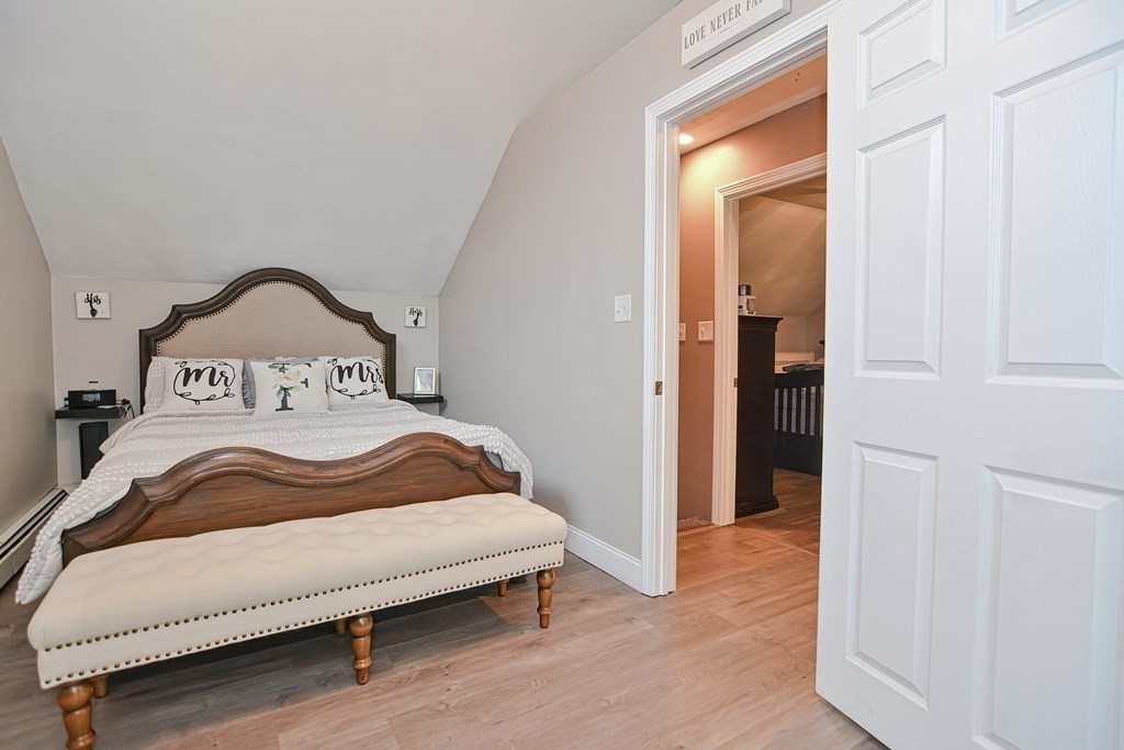 1337 Rodman Street Fall River, MA 02721 - Photo 16 of 28