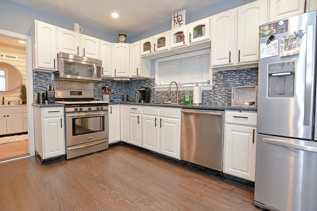 1337 Rodman Street Fall River, MA 02721 - Photo 3 of 28