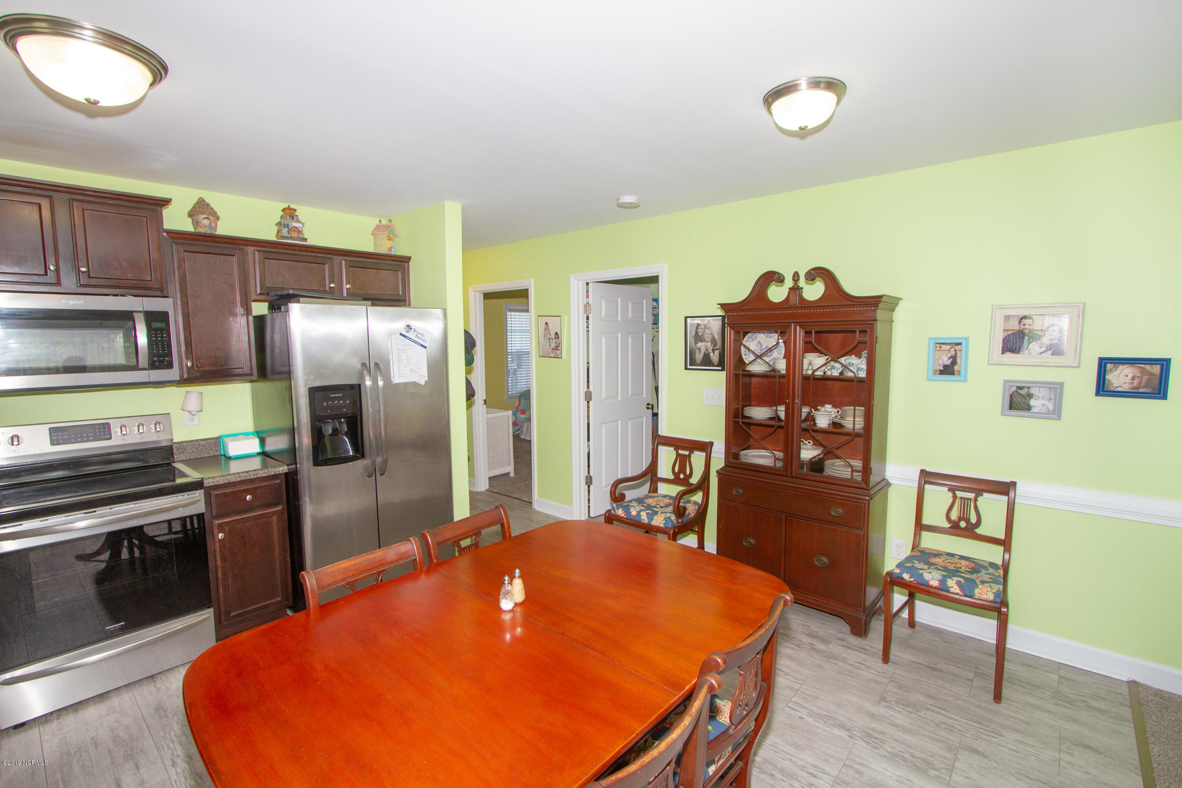 168 Pine Hollow Road Holly Ridge, NC 28445 - Photo 6 of 29 6 dining
