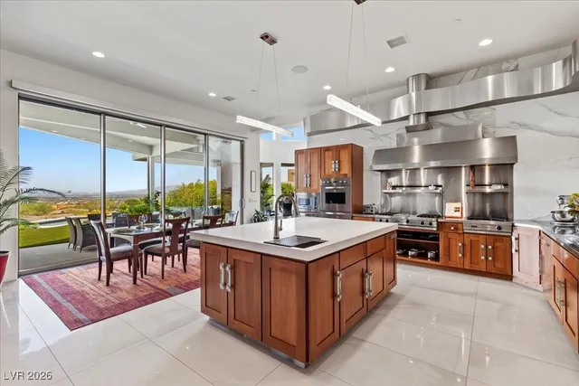 $7,749,990 | 1199 MacDonald Ranch Drive, Henderson, NV 89012