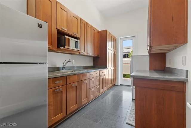 $7,749,990 | 1199 MacDonald Ranch Drive, Henderson, NV 89012