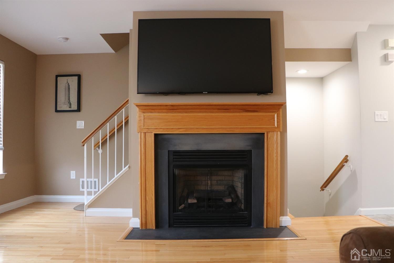 42 Rojewski Way Sayreville, NJ 08859 - Photo 12 of 30 Gallery Image 12