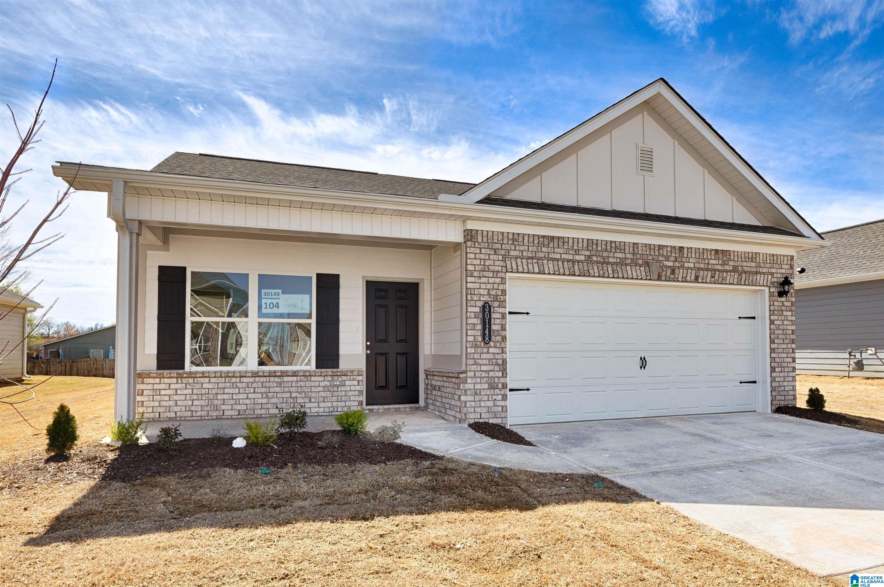 525 Ridge Circle Odenville, AL 35120 - Photo 1 of 27