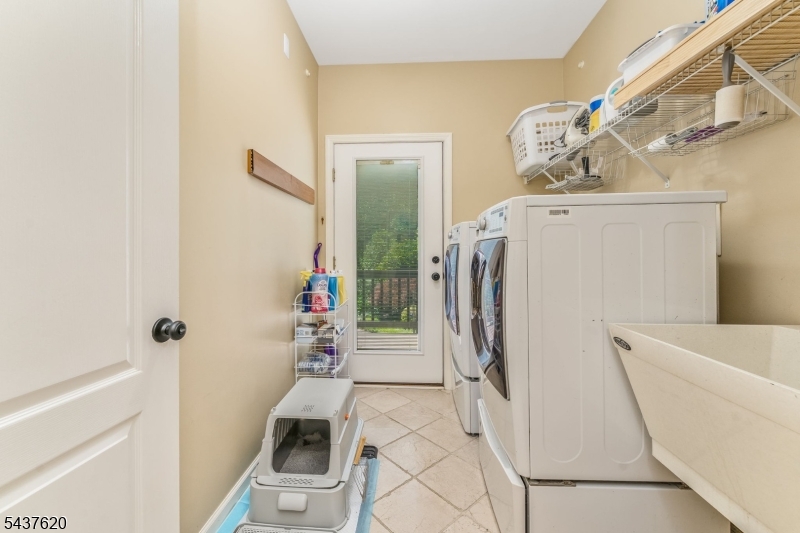 12 Wyckoff Road Hampton, NJ 08827 - Photo 15 of 40