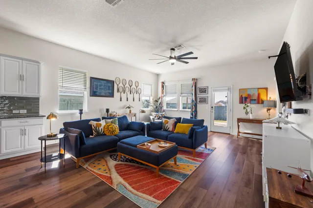 $2,800 | 16509 Fetching Avenue, Manor, TX 78653