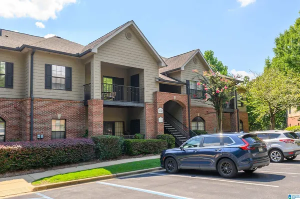 $179,900 | 110 Sterling Oaks Drive, Unit 110, Hoover, AL 35244