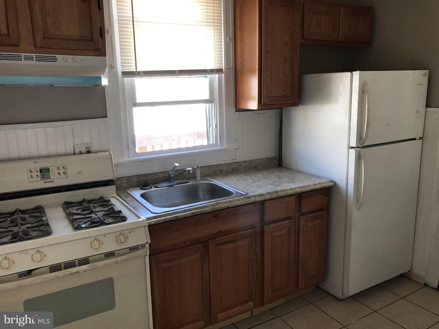 7133 Seaford Road Upper Darby, PA 19082 - Photo 8 of 20 Kitchen